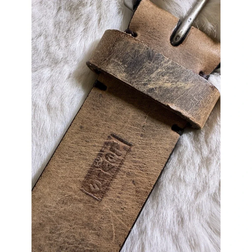 Levi Strauss Co Belt Brown Mens Size  42/105 Leather Distressed Silver tone